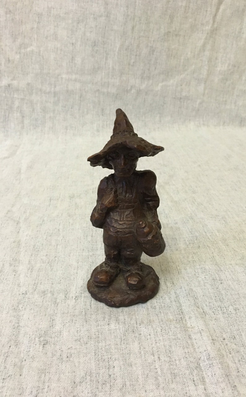 pecan shell resin figurines