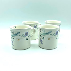 Vintage Pfaltzgraff April Mugs, Set of 4