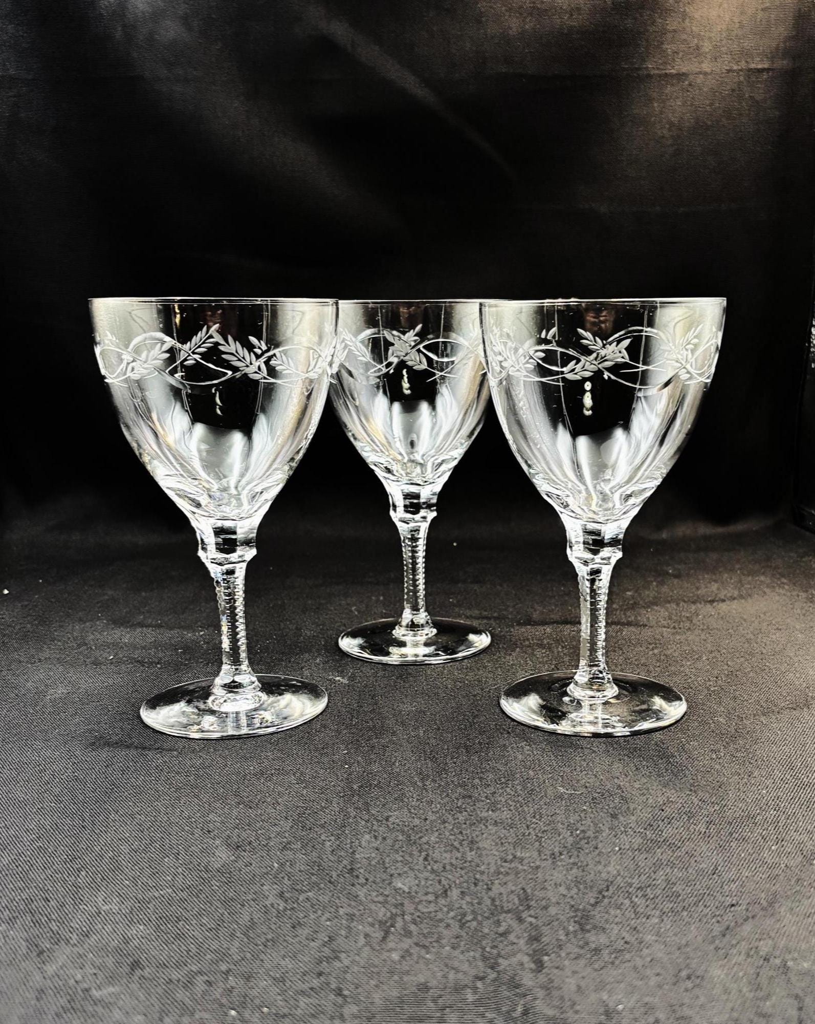 Duncan Miller Vintage Glassware - Etsy