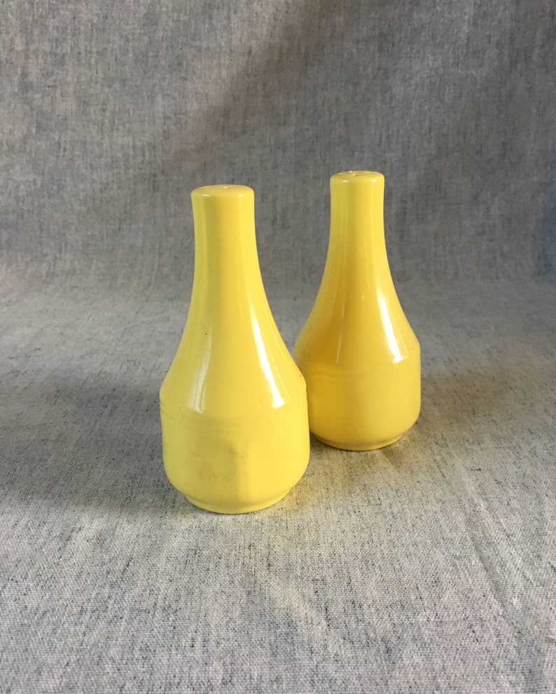 Yellow Shakers Vintage Sears Buttercup Federalist Salt and Pepper Shakers