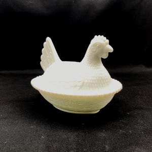 Vintage Indiana Milk Glass Hen On Nest, Covered Candy Dish