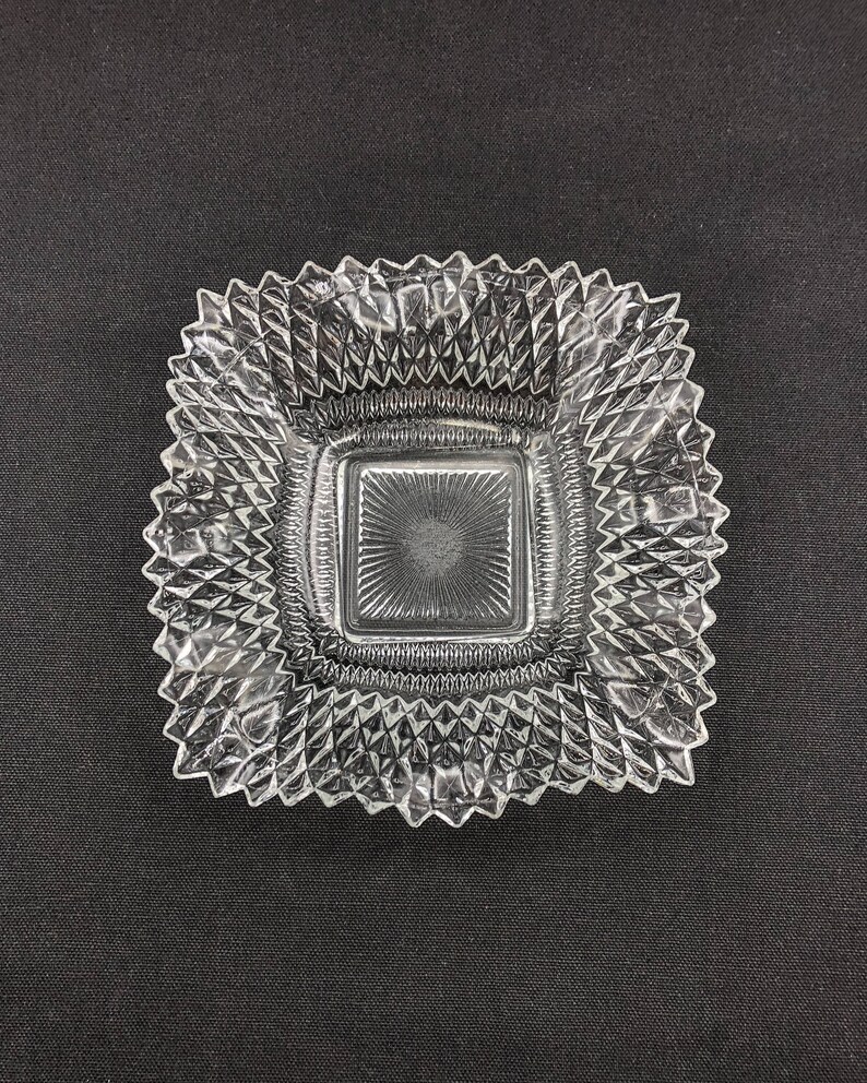 Vintage Indiana Diamond Point Mint or Candy Dish