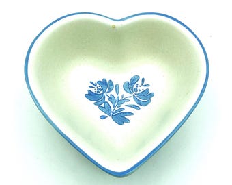 Vintage Pfaltzgraff Yorktowne Heart Shaped Bowl