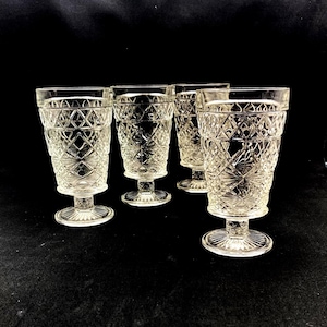 Vintage Big Top Peanut Butter Juice Glasses, Set of 4 - Hazel Atlas Gothic