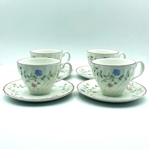 Vintage Johnson Brothers Summer Chintz Cup and Saucer, Set of 4