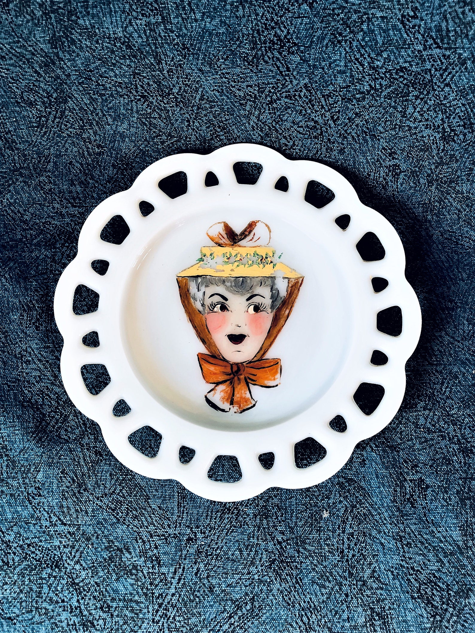 Vintage Lace Edge Milk Glass Salad Plates With Hand Painted Etsy