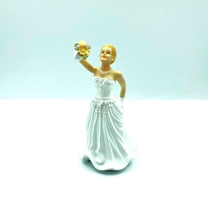 Vintage Bride Throwing the Bouquet Figurine, Wedding Cake Topper