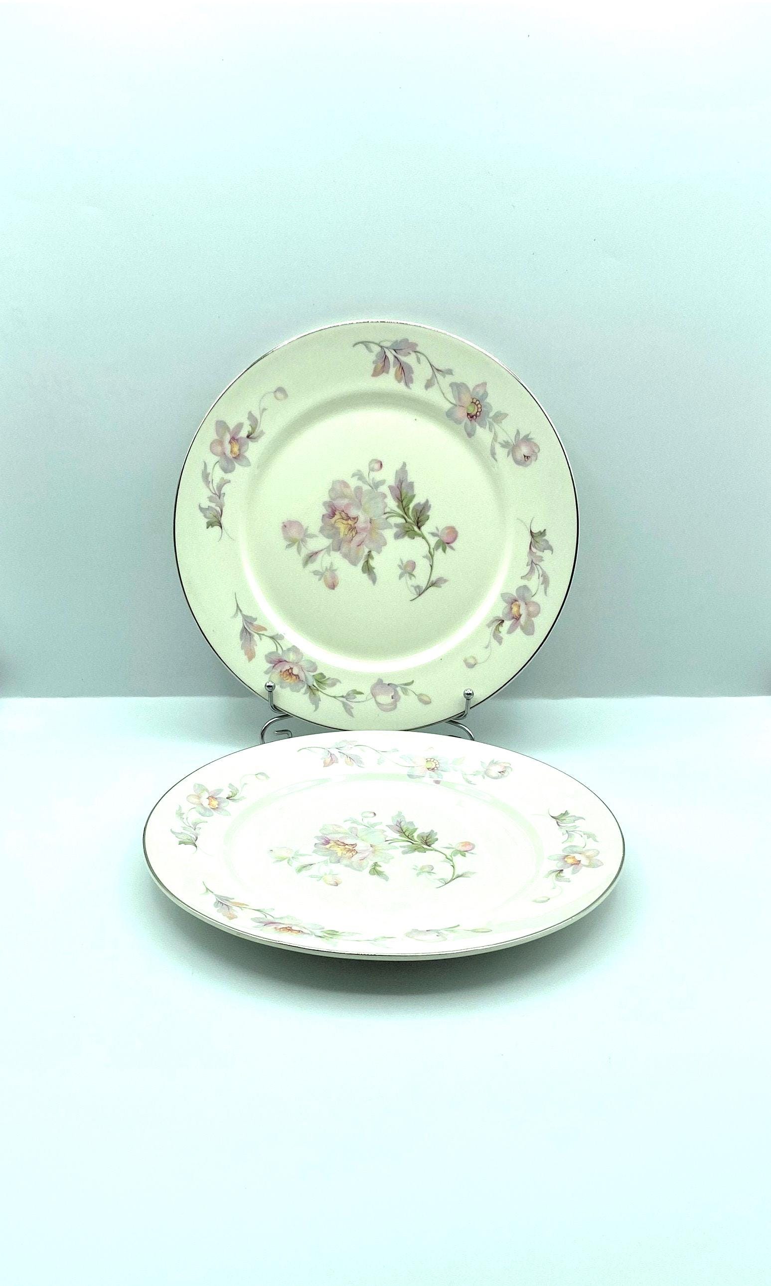 Vintage Warwick China Silver Moon Dinner Plates, Set of