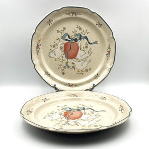 Vintage International Marmalade Dinner Plates, Kitchen Geese, Set of 2