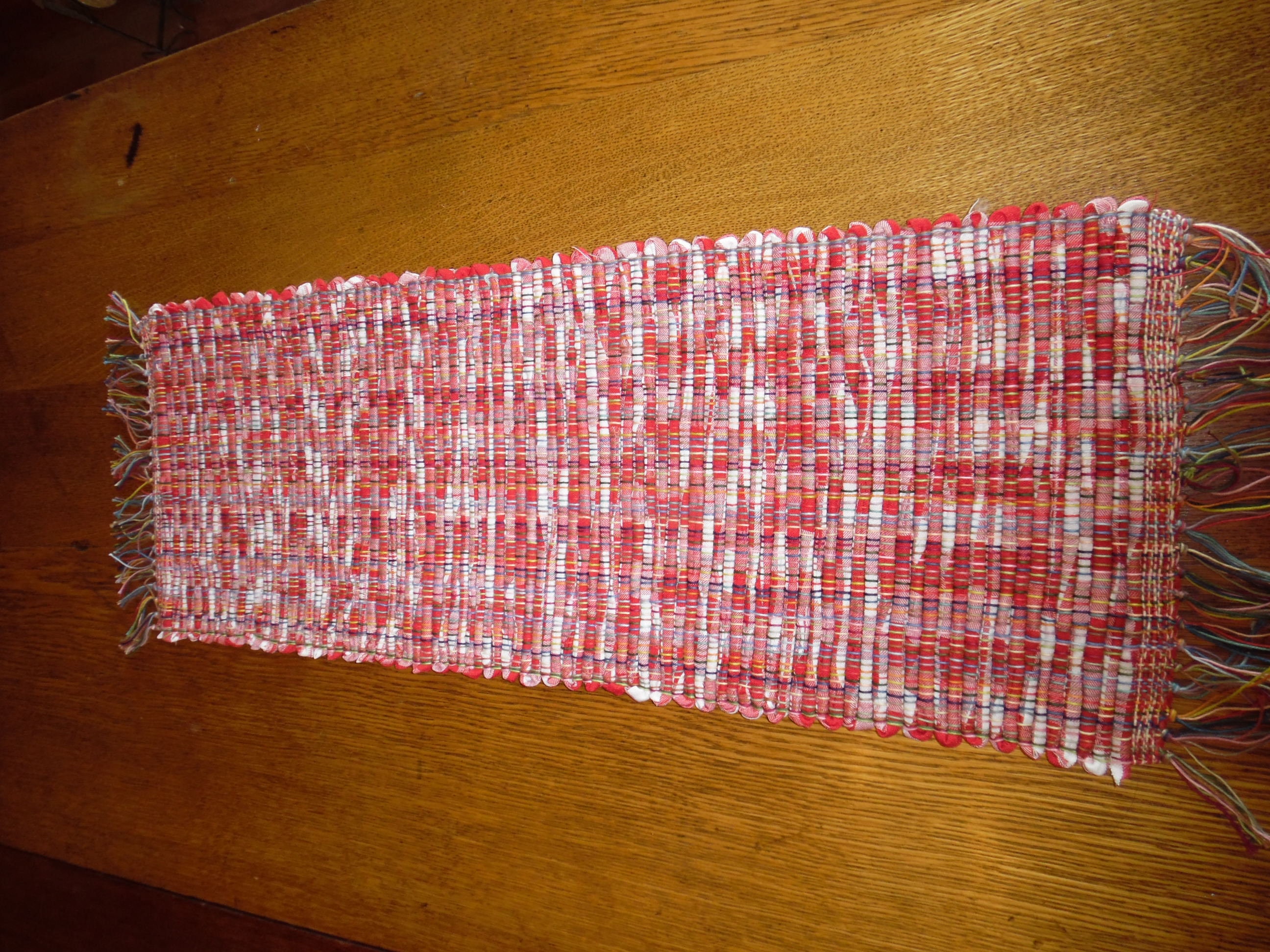 Handwoven Runner/Dresser Scarf made on 100 year old Loom Etsy.de