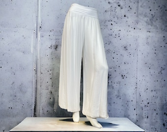 Elegant Silk Wide- Leg trouser inside lining.Flowy  High - Waisted Chic Summer Wear