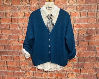 Knitted Mohair Cardigan / V-Neck Button-up Cardigan