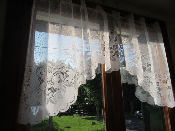 Pair Of Lace Curtain Pelmets Valance Floral French Vintage Etsy
