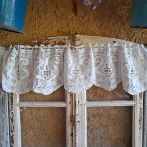 Crochet Lace Curtain Pelmet Valance Handmade French Vintage Cafe Art Deco