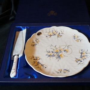 Vintage and New Aynsley Just Orchids Fine English Bone China Cake Plate and Cake Server SET Scalloped Rim Plate 10 1/4&quot; Original Box WOW