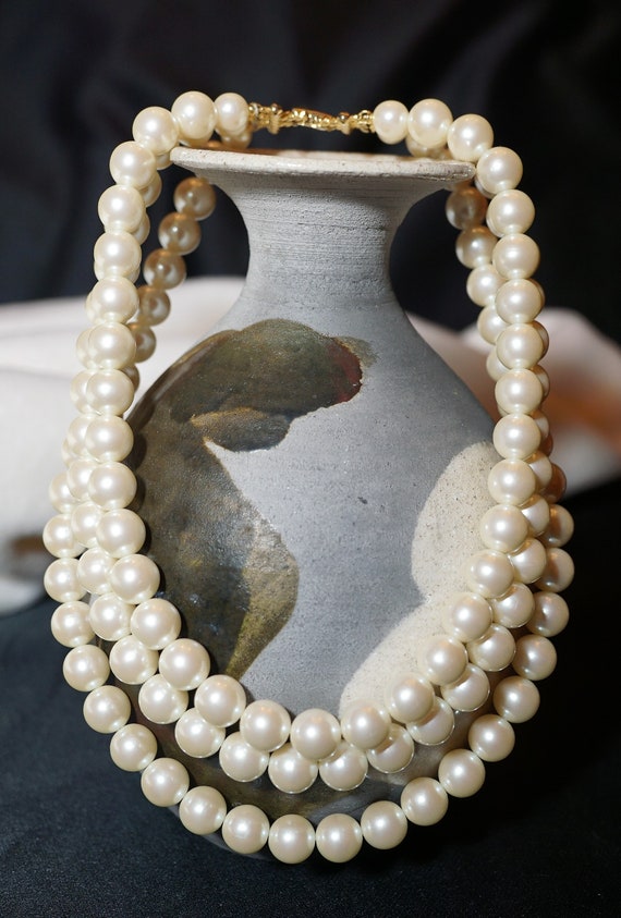 Beautifully Designed Pearl Necklace Triple Strand Faux Pearls 