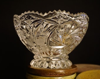 Vintage Cut Crystal Bowl, Lead Crystal Bowl Pedestal Base, Round Pinwheel Designed Glass Bowl, Sawtooth Rim, Heavy Medium Sized Crystal Bowl