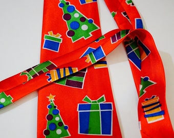Vintage Christmas Necktie: Red Holiday Tree & Gift Print