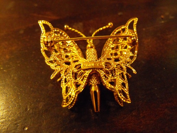 Beautiful Gold Butterfly Brooch - Monet - image 3