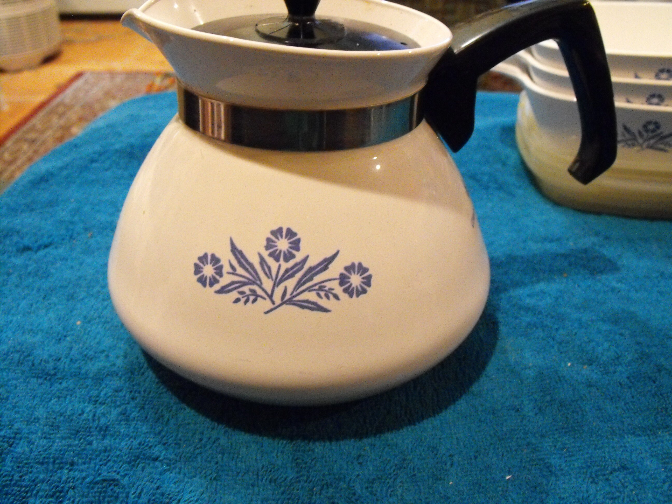 Blue Cornflower Coffee Pot With Lid 