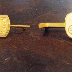 Gold Tie Clip and Tie Pin (Wagon)