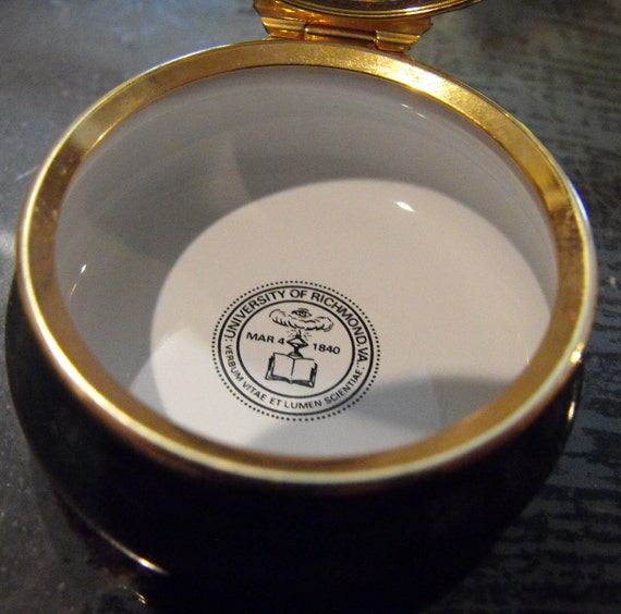 Staffordshire Enamels - Made in England - Founders, 2000 View 4