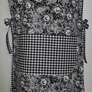 Reversible Sunflower Apron
