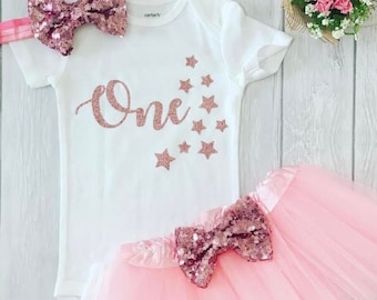 1st Birthday Girl Outfit, 1st birthday outfit, birthday princess, Twinkle Twinkle little star, star themed bday outfit for girls