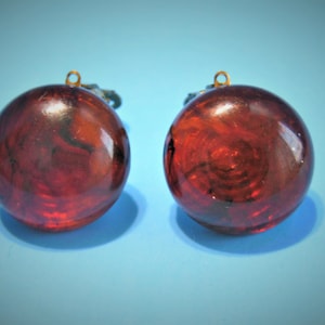 Vintage Earrings, Vintage Clip On Earrings, Vintage Lucite Earrings, Dark Burnt Orange Lucite, Button Earrings, Lucite Costume Jewelry