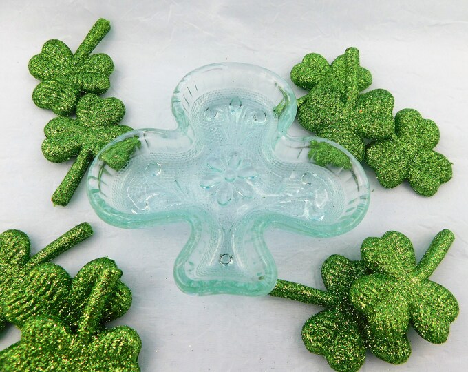 Shamrock Dish, Shamrock Candy Dish, Green Depression Glass, Vintage