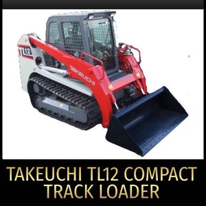 Puede incluir: Un cargador compacto de orugas Takeuchi TL12 blanco y rojo con una cuchara negra. El cargador tiene una jaula de seguridad y un parabrisas grande. El texto "Takeuchi TL12 Compact Track Loader" está impreso en dorado sobre un fondo negro.