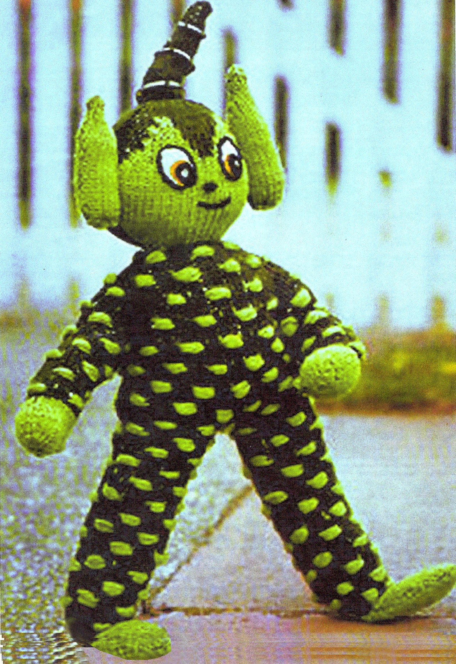 PDF Vintage 1970s Alien Toy Knitting Pattern Teddy, Rag Doll, Elf, 'man ...
