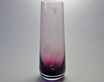 Vintage Caithness Glass Etched Fuchsia Amethyst Vase