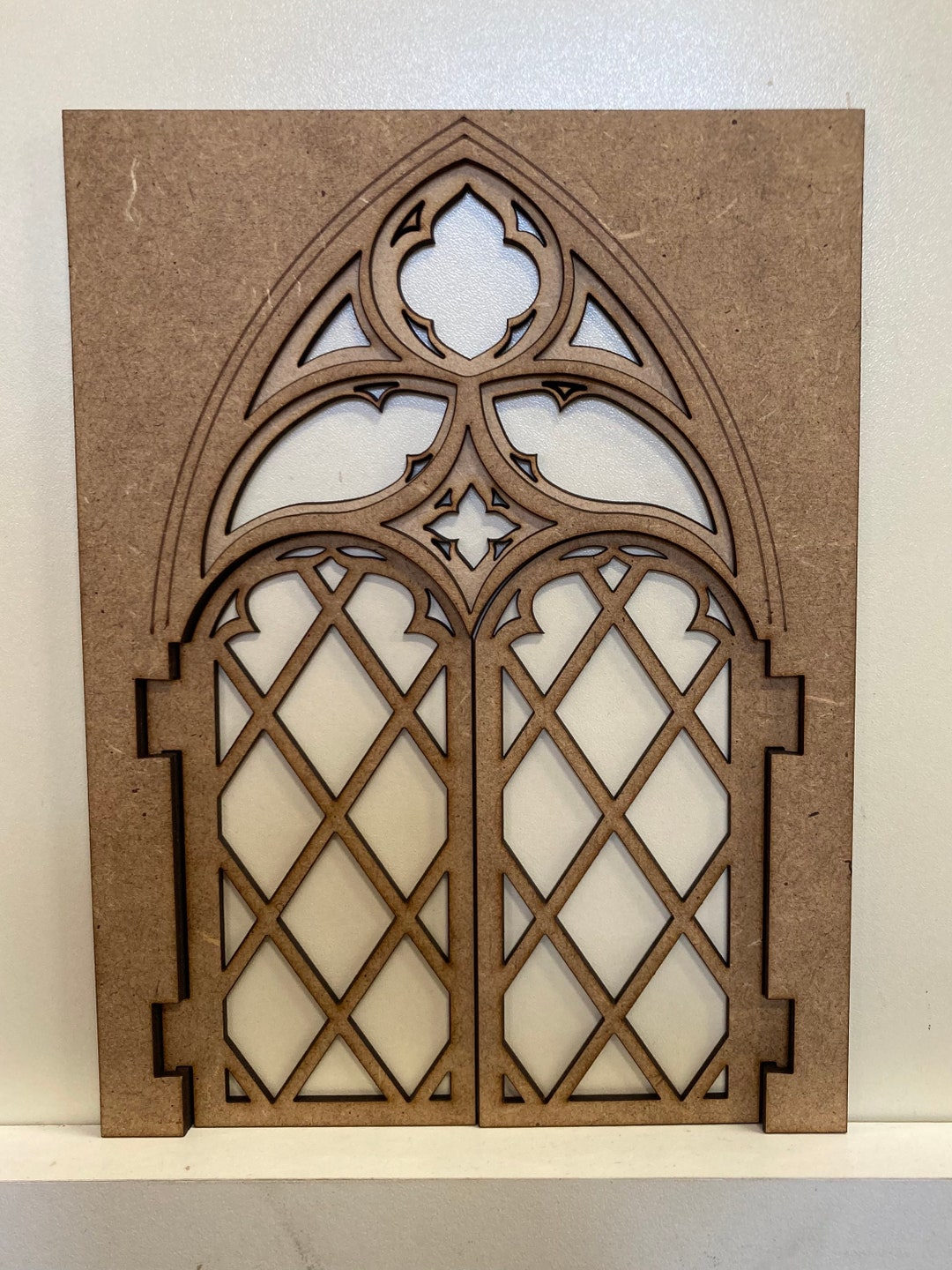 Finestra Gotica In Resina Scala 1:12 Per Casa Delle Bambole - Accessorio Miniaturistico Stampato In 3D, Non Finito