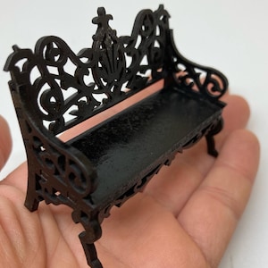 Miniature garden bench DIY kit, scale 1:24