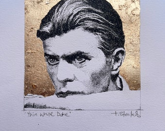 Portrait pointilliste original dessiné à la main de David Bowie en tant que duc blanc mince.