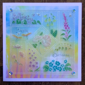 Carte de parchemin florale « Joyeux anniversaire » faite main 7 x 7 pouces - Anniversaire d'une femme, maman, épouse, soeur, grand-mère, tante, nièce, petite amie, amie, cousine
