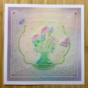 Biglietto di pergamena di lusso fatto a mano da 7"x7" "Solo per dire - Guarisci presto" - Invia fiori a una persona cara su un biglietto, per la famiglia o un amico