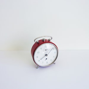 Werkende prachtige antieke Duitse wekker Junghans. Zeldzame Duitse klok. Verzamelbare klok. Mechanische wekker. Cadeau-idee. Thuiscadeau.