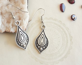 Small drop ethnic earrings, bali earrings, antique silver earrings, ethnic silver earrings, bohemian jewelry, ethnic jewellery