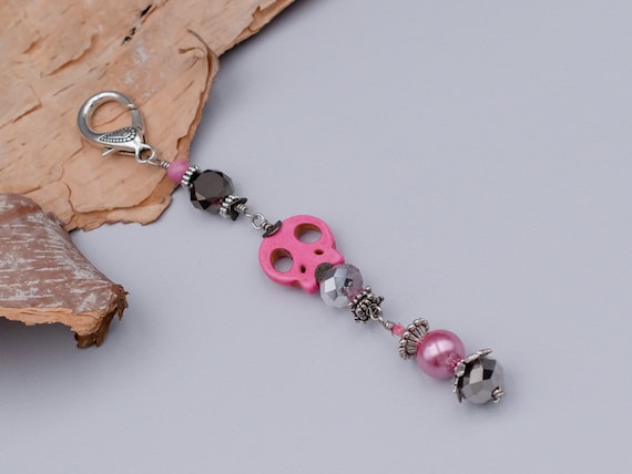 Hot Pink Halloween Skull Purse Charm, Beaded Zipper Pull, Spooky Pendant, Key Chain Accessory, Boho Style Jewelry, Gift for Her