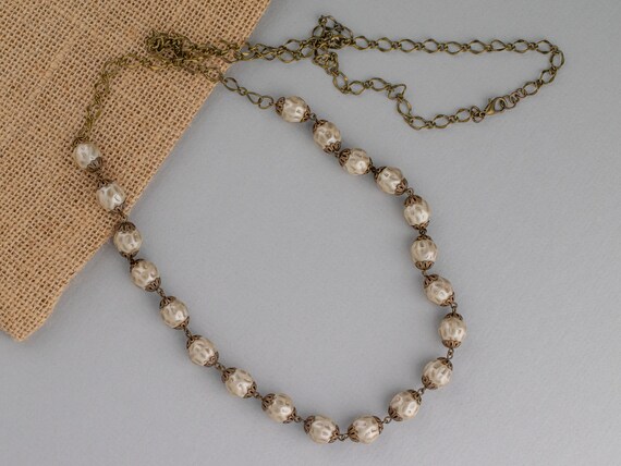 Ivory Cream Beaded Chain Necklace, Layering Jewelry, Chunky Glass Links, Everyday Simple Style, Womens Gift