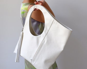 White leather purse with tassels Oversized tote bags for women Soft buttery leather handbags Genuine leather hobo bag Slouchy purse