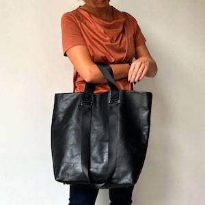 Black leather tote bags for women Large shopper bag Large leather bag Oversized purse Unique handbags for women Big leather shopper