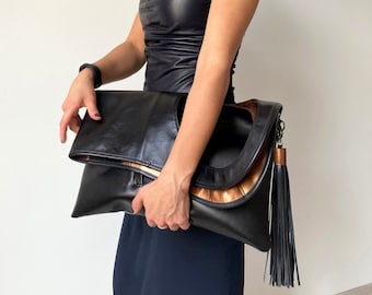 Bolso de mano de gran tamaño: Bolso de hombro con sisa en bronce negro Bolso de mano plegable de cuero suave con borla