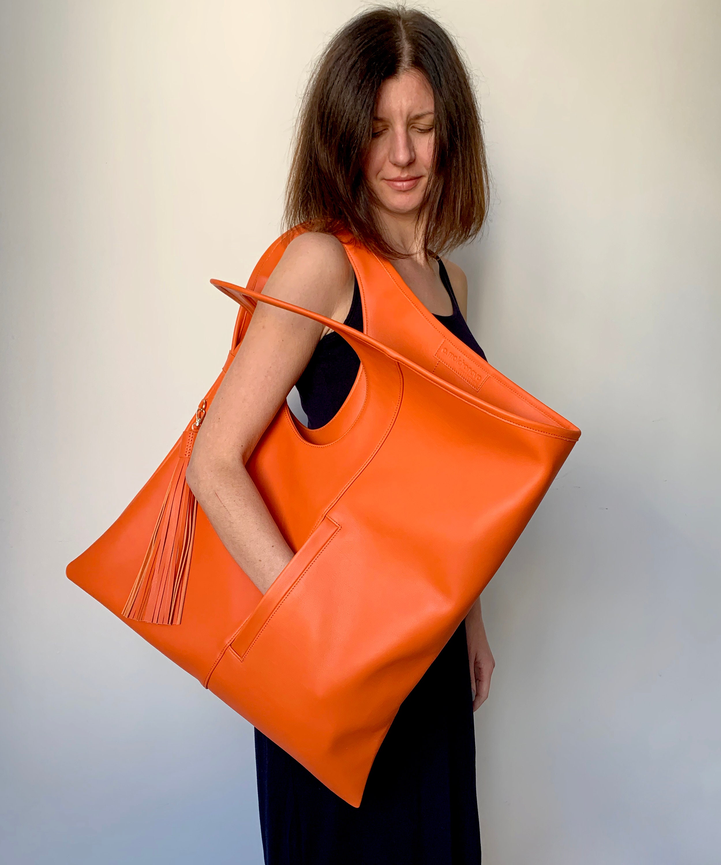 MODERN WEAVING SLOUCH FOLDOVER CLUCH BAG Leather BEG Solid
