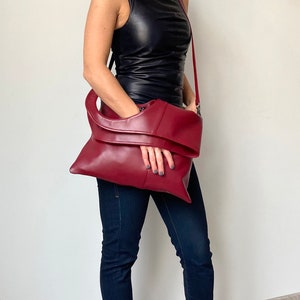 Burgundy crossbody bag Maroon leather bag Medium purse with pockets Slouchy hobo bag Foldover handbags for women by Olena Molchanova