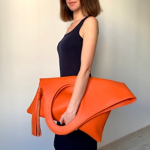 Orangefarbene Ledertasche Große Leder Geldbörse Designer Clutches Weiche Lederhandtasche Helle Leder Hobo Taschen Riesiger Leder Shopper Foldover Tasche