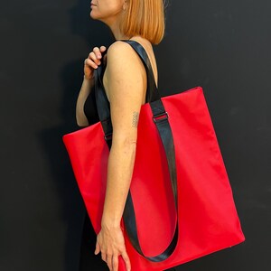 Roter Leder Shopper für Frauen Extra großer Shopper Extra großer Shopper Moderne Handtasche Einzigartige Geldbörse Moderner Leder Shopper