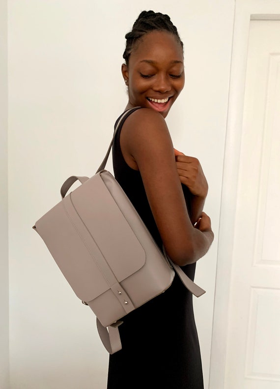 Da Milano Genuine Leather Brown Womens Backpack (10008A) : Amazon.in:  Fashion